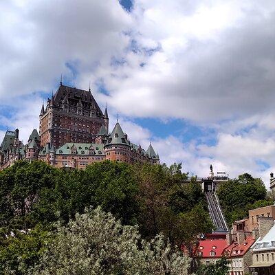 Old Quebec City Private Walking Tour: History and Nature 