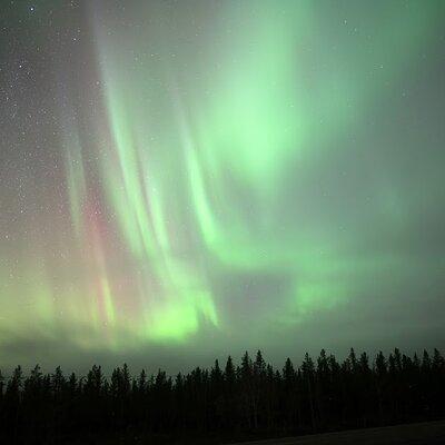 Aurora Tour by Bus in Yellowknife NWT Canada