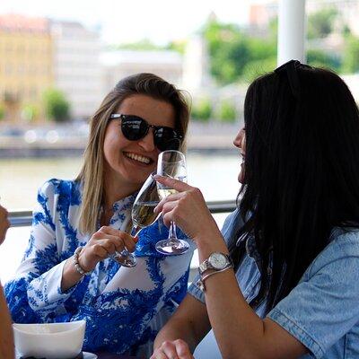 Unlimited Prosecco & Wine Cruise Budapest 