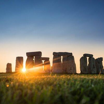 Stonehenge and Windsor from London