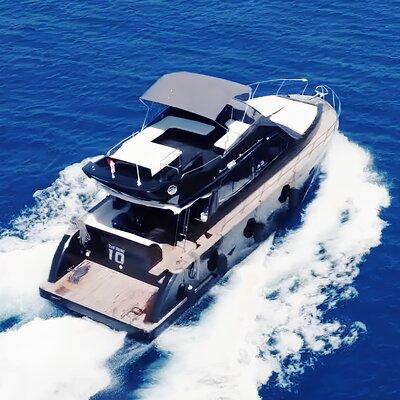 Bodrum Private Motor-Yacht Tour With Lunch For 6 Hours