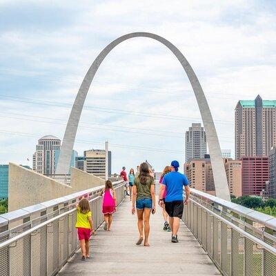 St. Louis Arch Walking Tour and Entrance Ticket