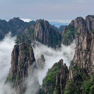 One-Day Huangshan Yellow Mountain Group Tour