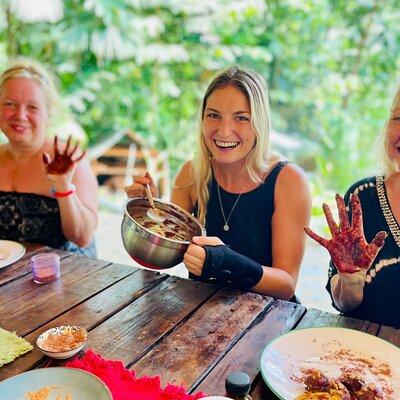 Chocolate Experience, Waterfall and Cultural Lunch in local home.