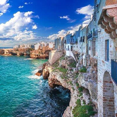 Valle d'Itria Tour: Polignano, Locorotondo e Alberobello,da Bari 