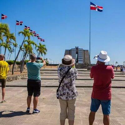 A Journey Through Dominican Republic History in Santo Domingo