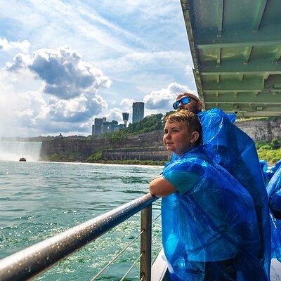 Niagara Falls: USA + Canada Tour with Cave, Boat Ride and Lunch