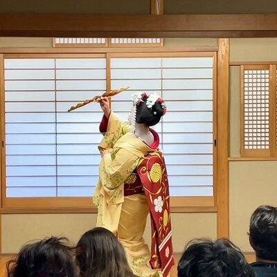 Kyoto Geisha Encounter and Cultural Gion Walking Tour