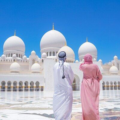 Dubai To Abu Dhabi: Grand Mosque, Royal Palace & Etihad Towers