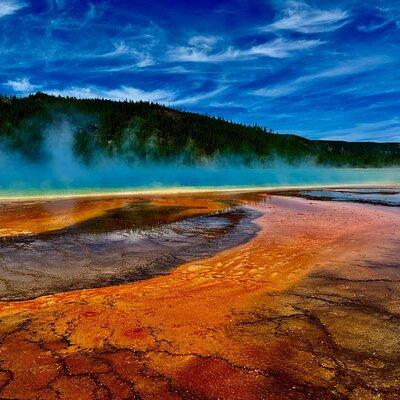 Private Yellowstone Luxury Cadillac Tours From West Yellowstone 