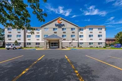 Comfort Inn by Choice Hotels - East Wichita