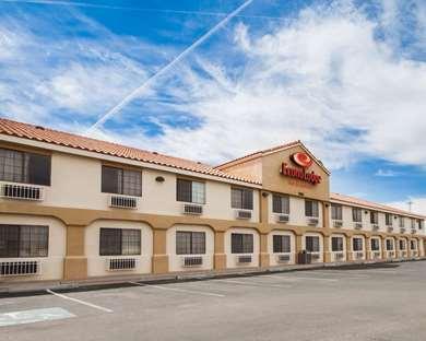 Econo Lodge Inn And Suites Laredo