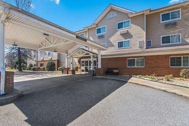 MainStay Suites Columbus - Fort Moore