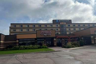 Wyndham Minneapolis South Burnsville