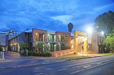 Stay At Alice Springs Hotel