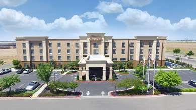 Hampton Inn & Suites by Hilton Madera