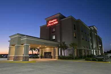 Hampton Inn & Suites