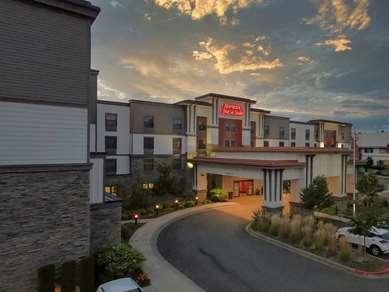 Hampton Inn & Suites by Hilton, DuPont