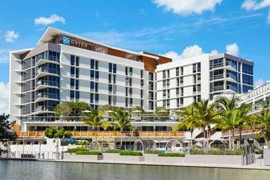 The Gates Hotel South Beach, a DoubleTree by Hilton