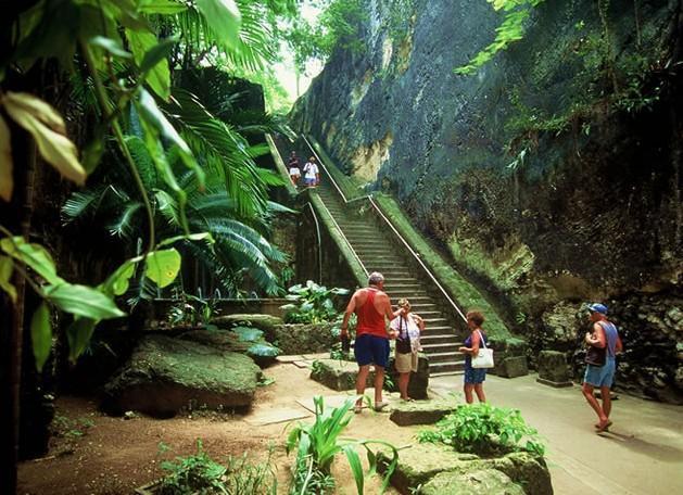 Queen's Staircase