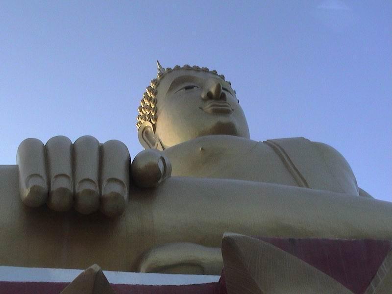 Big Buddha Temple (Wat Phra Yai)