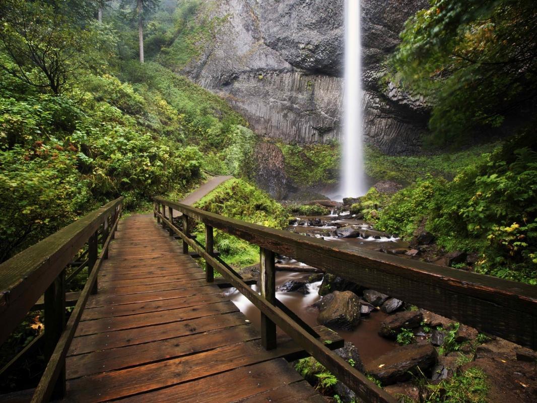 Latourell Falls