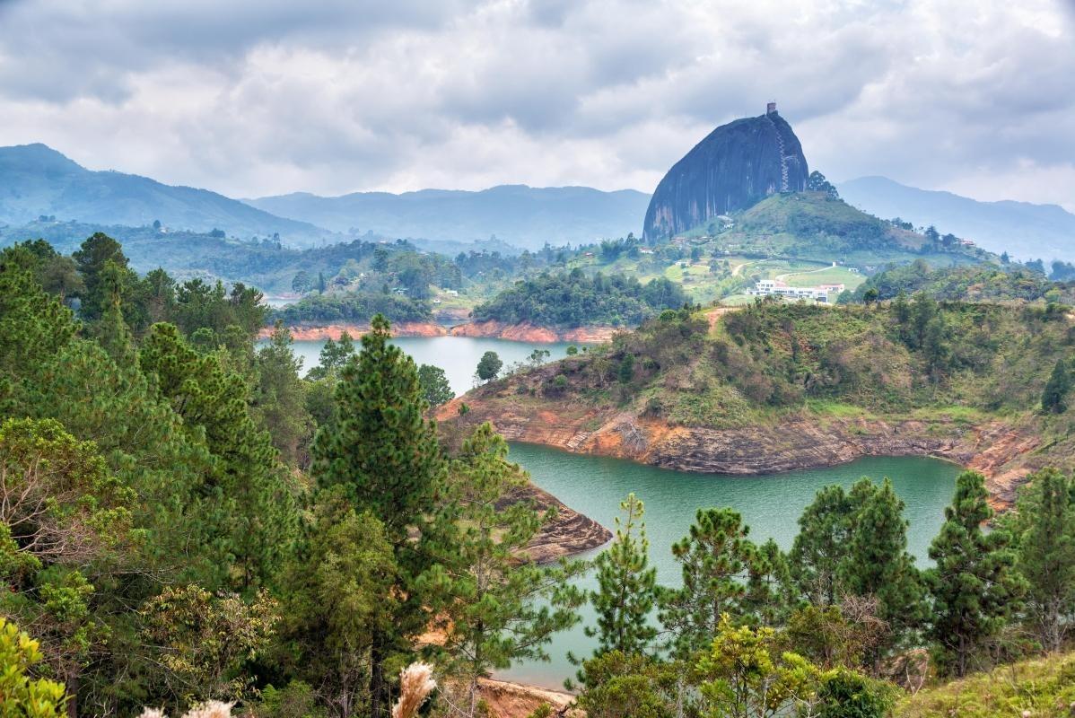 Guatapé (Pueblo de Zócalos)