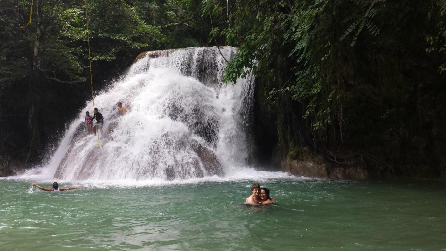 Cascadas de Llano Grande (Llano Grande Waterfalls)