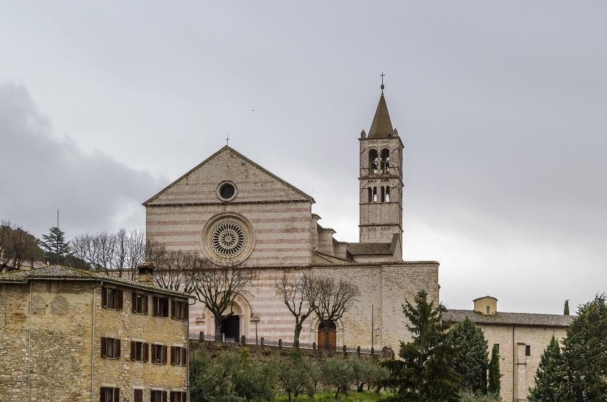 Basilica of St. Clare (Basilica di Santa Chiara)