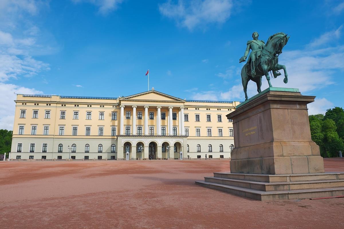 Oslo Royal Palace (Kongelige Slott)