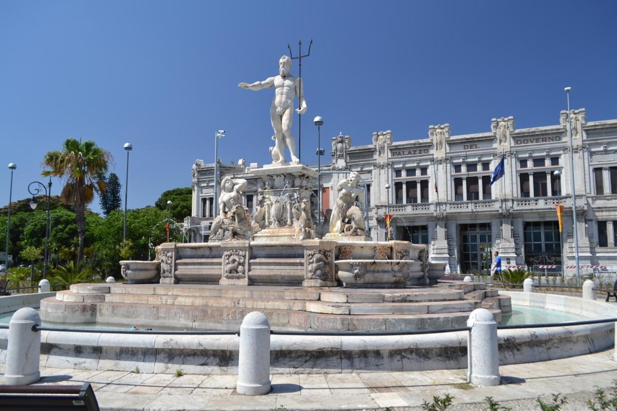 Fountain of Neptune (Fontana di Nettuno)