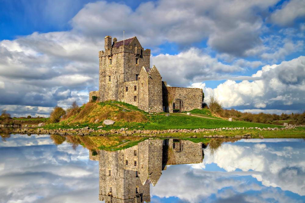 Dunguaire Castle's Medieval Banquet