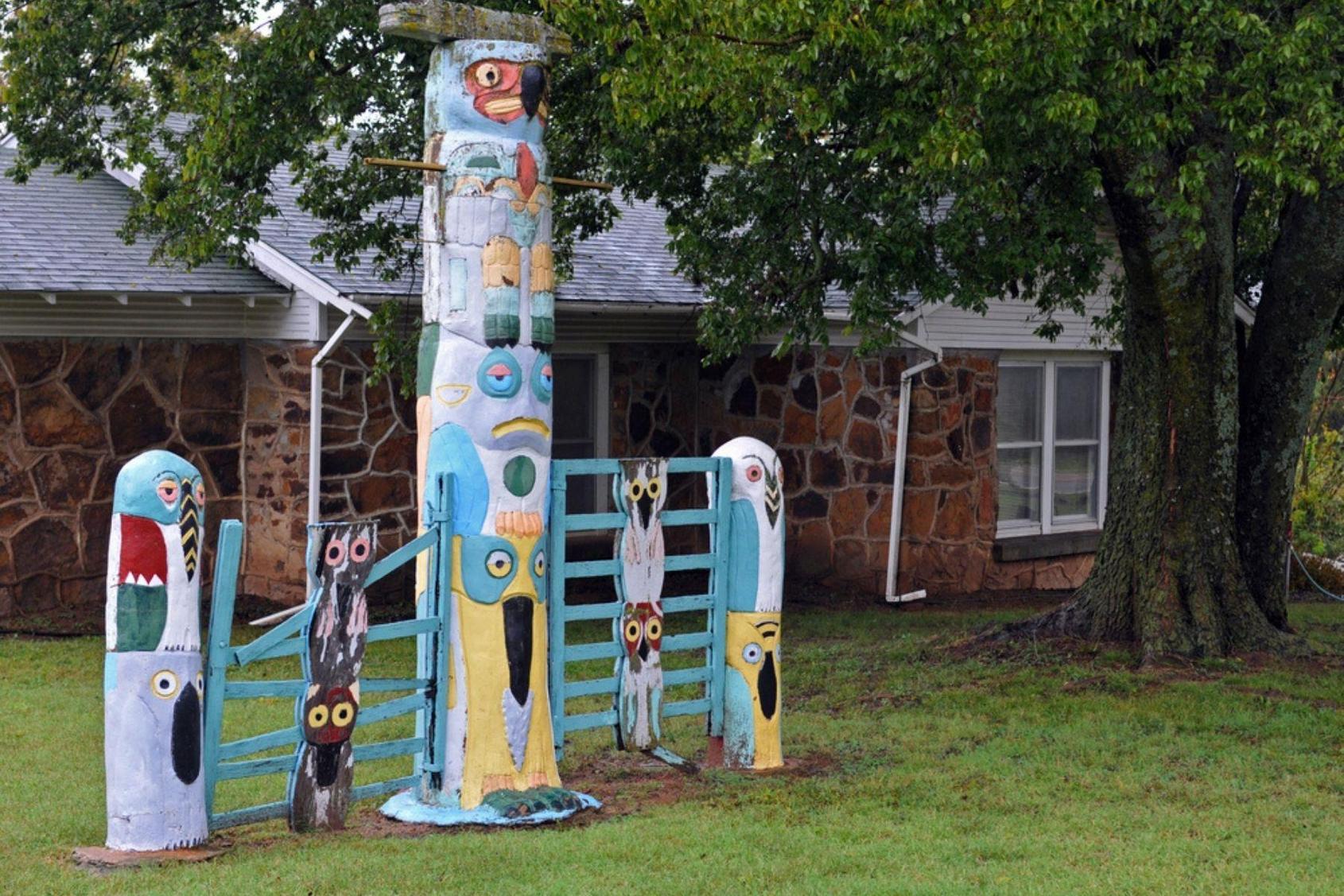 Ed Galloway's Totem Pole Park