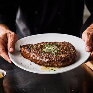 Fleming's Steakhouse - Livonia