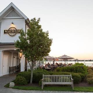 Boat House Waterfront Dining