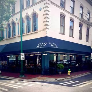 219 Bistro