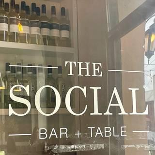 THE SOCIAL BAR AND TABLE