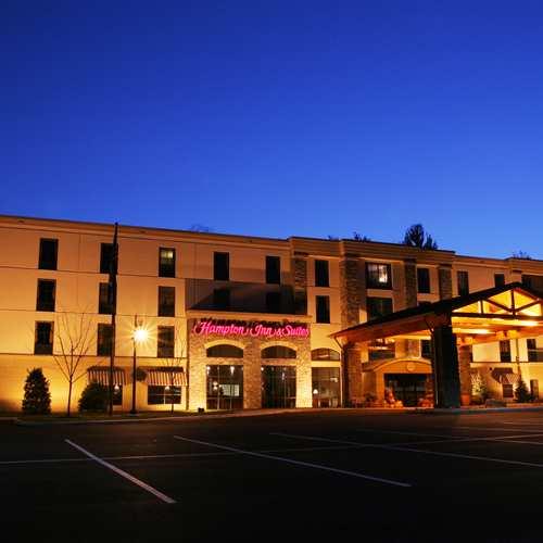 Hampton Inn & Suites by Hilton Lake George