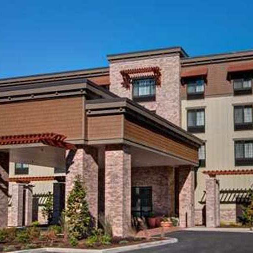 Hampton Inn & Suites by Hilton-Astoria
