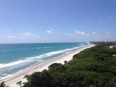 Jupiter Beach Resort & Spa