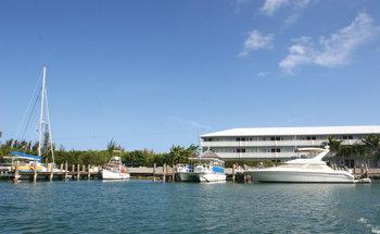 Flamingo Bay Hotel And Marina