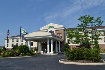 Holiday Inn Express Hotel & Suites Kent - University Area