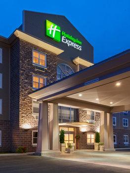 Holiday Inn Express Deer Lake