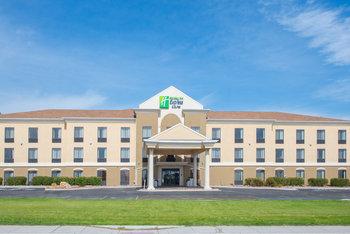 Holiday Inn Express & Suites Douglas