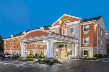 Holiday Inn Express & Suites 1000 Islands