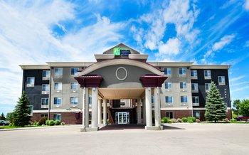 Holiday Inn Express Hotel & Suites