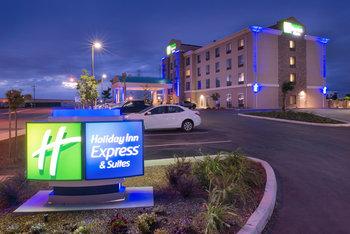 Holiday Inn Express & Suites, Bakersfield Airport