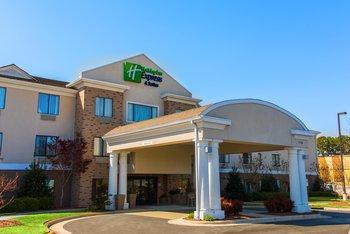 Holiday Inn Express & Suites Kinston