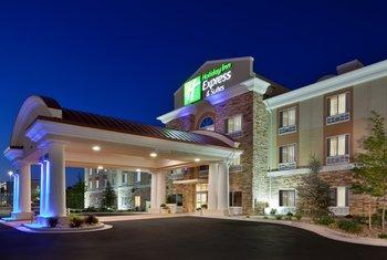 Holiday Inn Exp Stes South