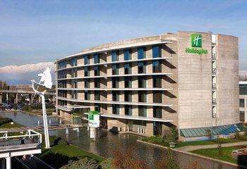 Holiday Inn Santiago Airport